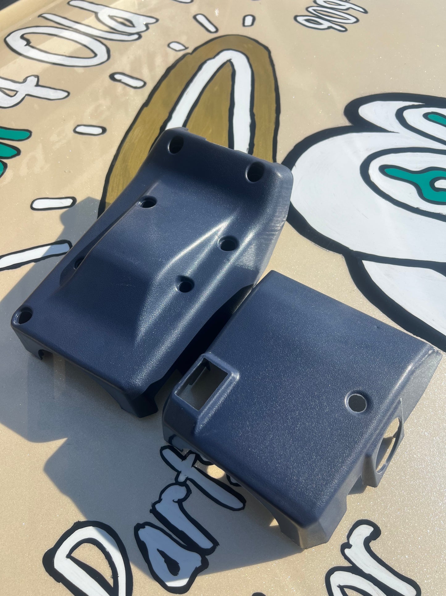 New Injection-Molded Steering Column Clamshell (Non-Tilt) – 1984–1988 Toyota Pickup & 4Runner