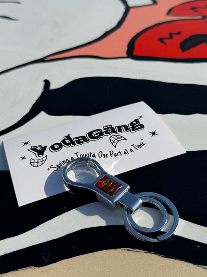 🔑 Toyota Vintage-Style Keychain – Blue & Red