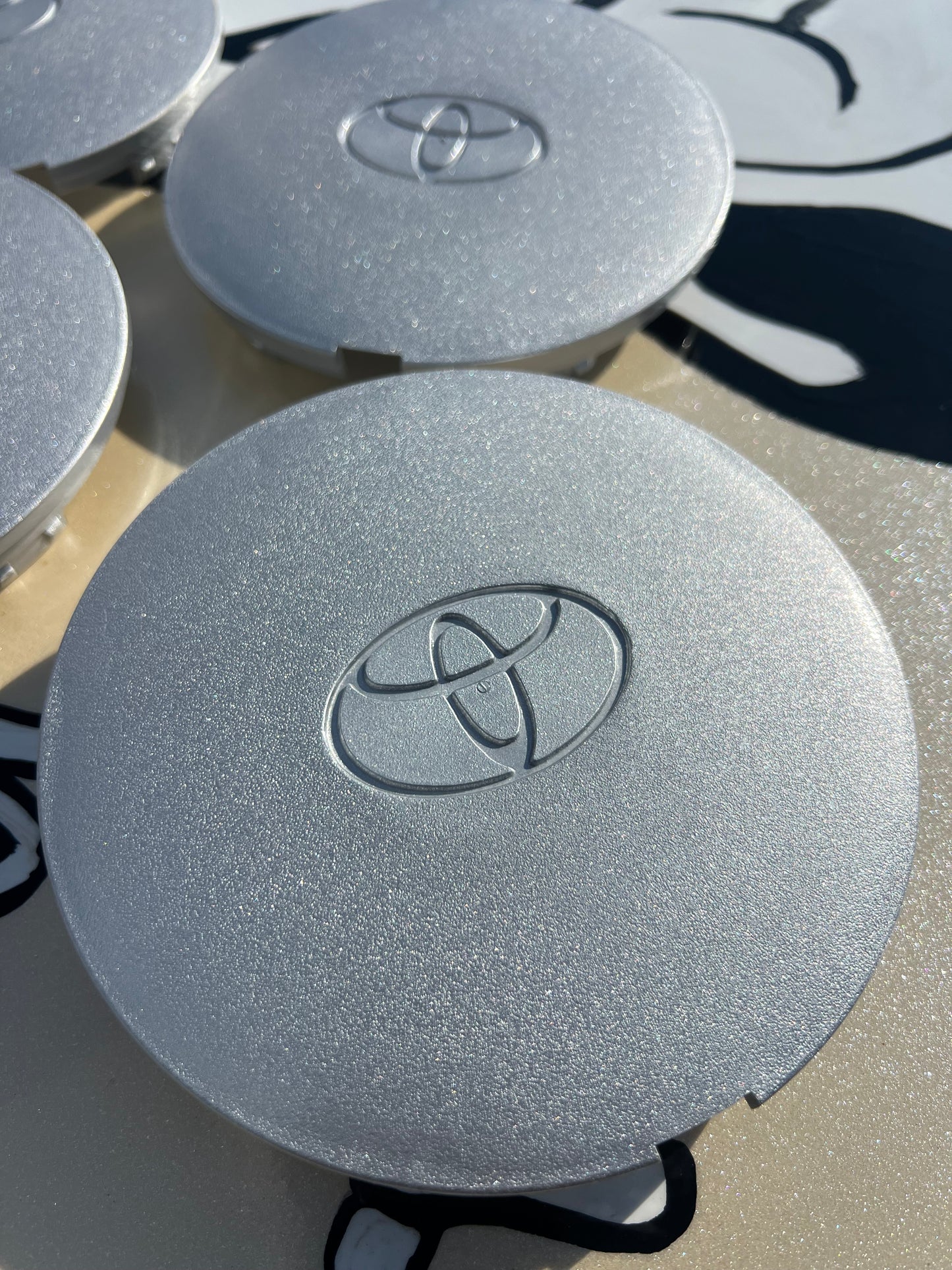 OEM Toyota SR5 Fan Blade Center Caps (1989–1995) – Sombrero Logo, Rare Set of 4
