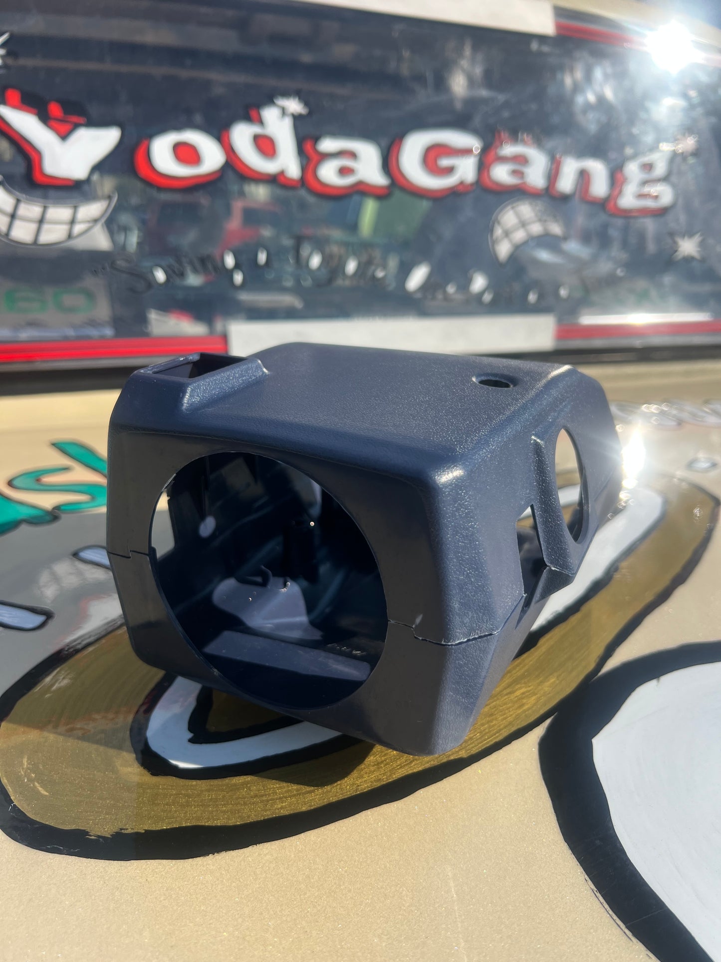 New Injection-Molded Steering Column Clamshell (Non-Tilt) – 1984–1988 Toyota Pickup & 4Runner