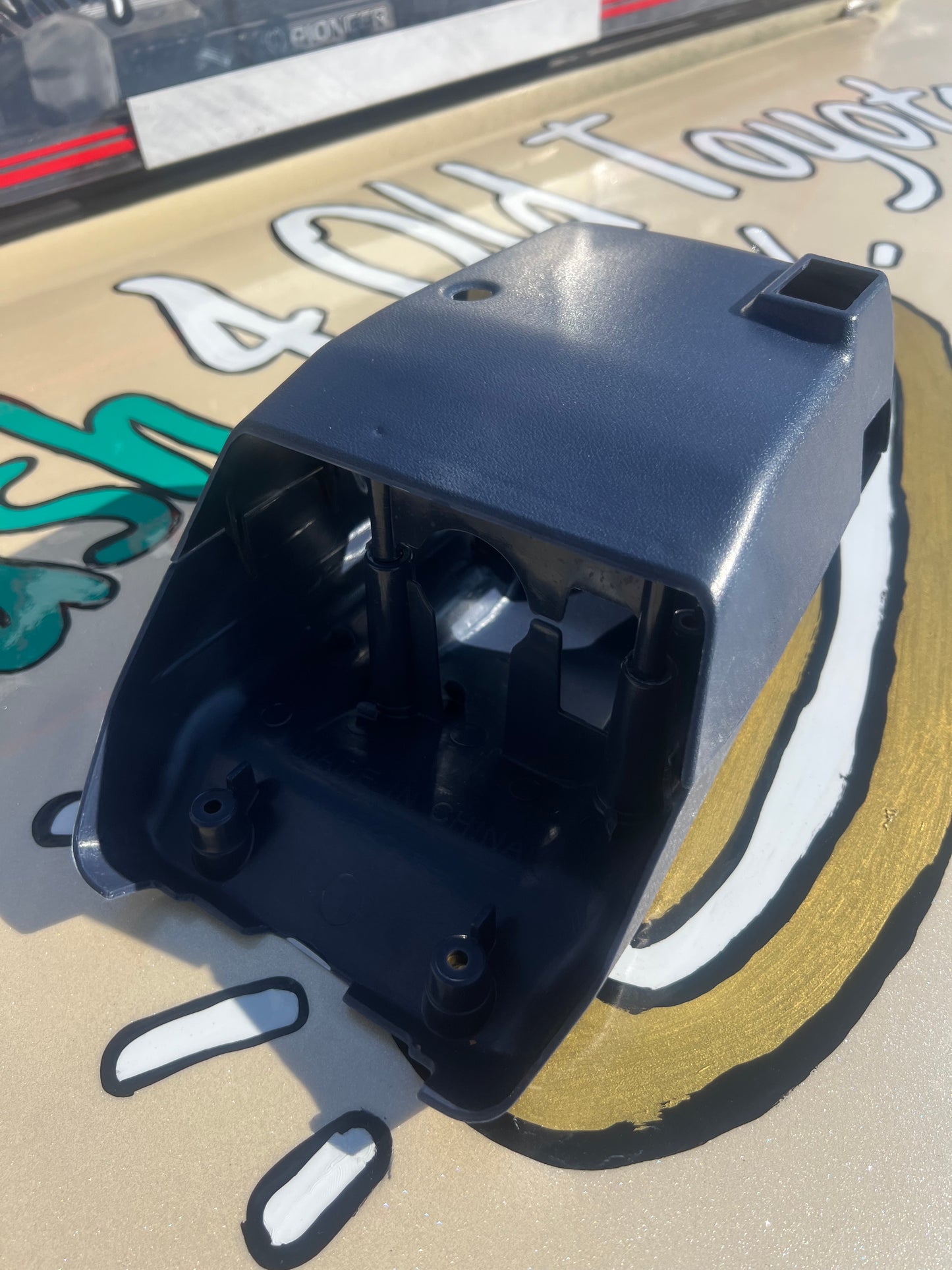 New Injection-Molded Steering Column Clamshell (Non-Tilt) – 1984–1988 Toyota Pickup & 4Runner